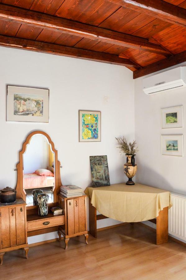 Apartment Zoja ปิเนซิตซี ภายนอก รูปภาพ